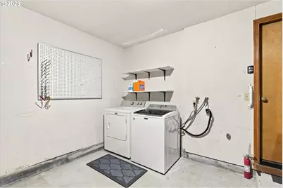 1617 N Johnson Dr, Newberg, OR 97132 - Photo 19