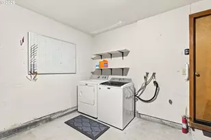 1617 N Johnson Dr, Newberg, OR 97132 - Photo 19