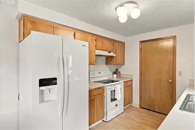 1617 N Johnson Dr, Newberg, OR 97132 - Photo 7