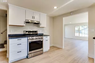 439 T St, Springfield, OR 97477 - Photo 9