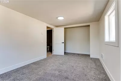 439 T St, Springfield, OR 97477 - Photo 17