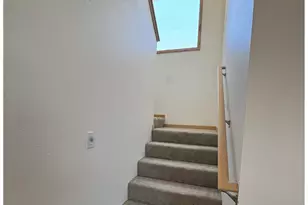 650 ST Charles Street, Eugene, OR 97402 - Photo 9