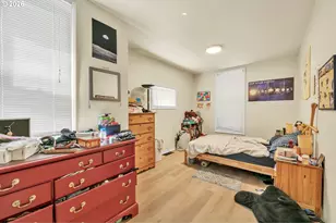 1925 SE Alder St, Portland, OR 97214 - Photo 9