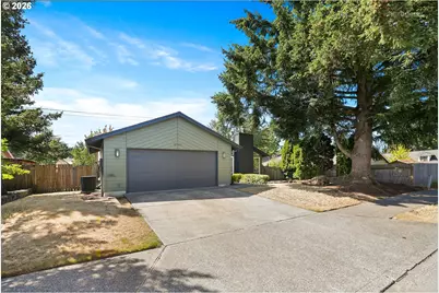 21960 SW Columbia Cir, Tualatin, OR 97062 - Photo 3