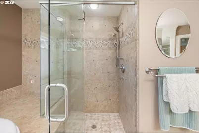 3658 NW Loriann Dr, Portland, OR 97229 - Photo 33