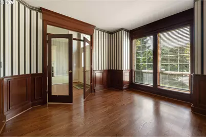 3658 NW Loriann Dr, Portland, OR 97229 - Photo 13