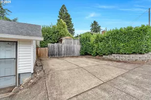 825 Yale Ave, Gladstone, OR 97027 - Photo 7
