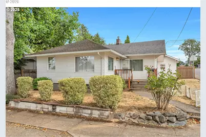 825 Yale Ave, Gladstone, OR 97027 - Photo 3