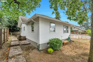 825 Yale Ave, Gladstone, OR 97027 - Photo 9