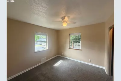 825 Yale Ave, Gladstone, OR 97027 - Photo 25