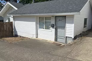 825 Yale Ave, Gladstone, OR 97027 - Photo 5