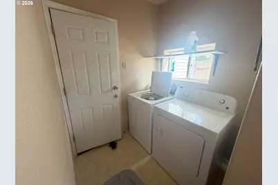 825 Yale Ave, Gladstone, OR 97027 - Photo 27
