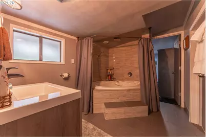 2700 Underhill Ln, West Linn, OR 97068 - Photo 15