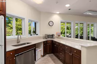 4873 NW Promenade Terrace, Portland, OR 97229 - Photo 29