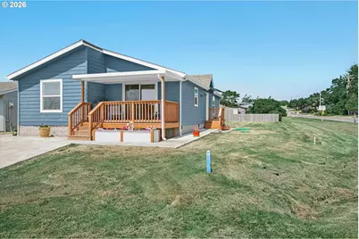 1700 NW Westward Ho St, Waldport, OR 97394 - Photo 21