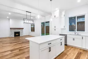 15685 NW Raywood Ln, Portland, OR 97229 - Photo 13