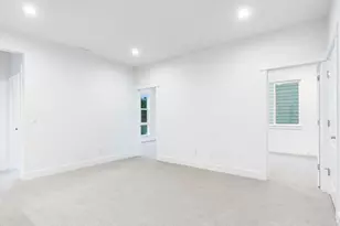 15685 NW Raywood Ln, Portland, OR 97229 - Photo 21