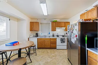 837 Blanco Ave, Coos Bay, OR 97420 - Photo 31