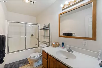 837 Blanco Ave, Coos Bay, OR 97420 - Photo 3