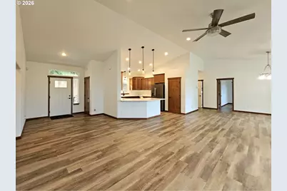 98205 Sunforest Ct, Brookings, OR 97415 - Photo 11