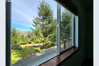 98205 Sunforest Ct, Brookings, OR 97415 - Photo 23