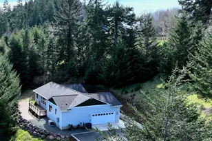 98205 Sunforest Ct, Brookings, OR 97415 - Photo 3