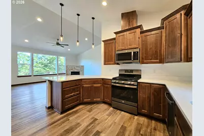 98205 Sunforest Ct, Brookings, OR 97415 - Photo 19