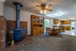 17036 SE Salmon St, Portland, OR 97233 - Photo 15