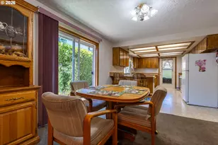 17036 SE Salmon St, Portland, OR 97233 - Photo 21