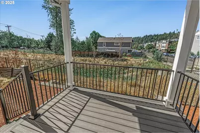 85 NW Mawrcrest Ave, Gresham, OR 97030 - Photo 23