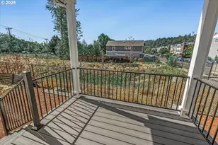 85 NW Mawrcrest Ave, Gresham, OR 97030 - Photo 23