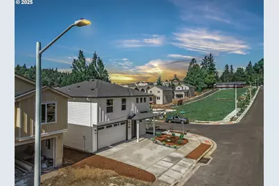 85 NW Mawrcrest Ave, Gresham, OR 97030 - Photo 43