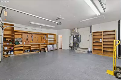 1981 C J Way S, Salem, OR 97306 - Photo 39