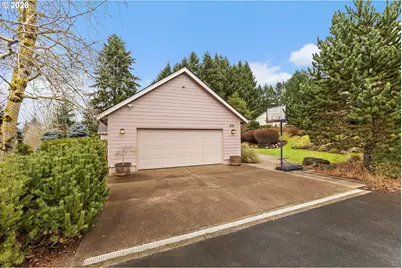 1981 C J Way S, Salem, OR 97306 - Photo 3