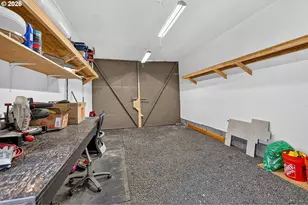 2017 W 9th Pl, The Dalles, OR 97058 - Photo 37