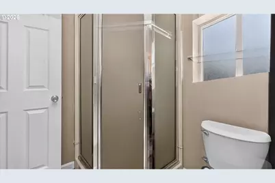 2017 W 9th Pl, The Dalles, OR 97058 - Photo 33