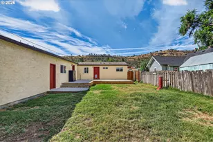 2017 W 9th Pl, The Dalles, OR 97058 - Photo 41