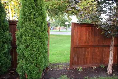 332 S Tarrybrooke Dr, Cornelius, OR 97113 - Photo 11