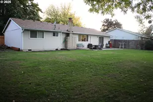 332 S Tarrybrooke Dr, Cornelius, OR 97113 - Photo 7