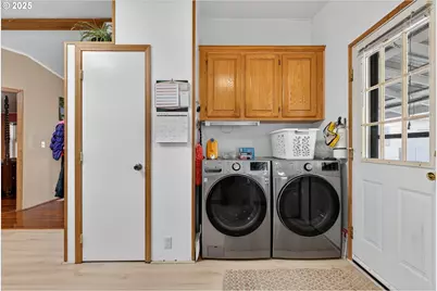 2323 Failing Ave, Baker City, OR 97814 - Photo 7