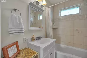 2146 N Holly St, Canby, OR 97013 - Photo 13