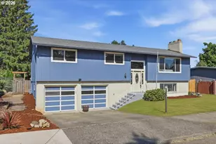1215 NE 195th Ave, Portland, OR 97230 - Photo 3