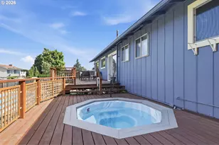 1215 NE 195th Ave, Portland, OR 97230 - Photo 37