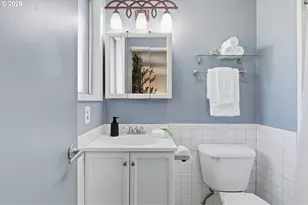 1215 NE 195th Ave, Portland, OR 97230 - Photo 25