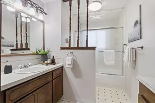 1215 NE 195th Ave, Portland, OR 97230 - Photo 17