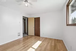 1215 NE 195th Ave, Portland, OR 97230 - Photo 21