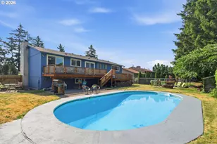 1215 NE 195th Ave, Portland, OR 97230 - Photo 1