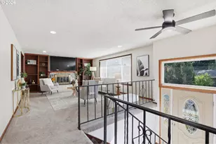 1215 NE 195th Ave, Portland, OR 97230 - Photo 5
