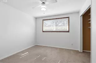 1215 NE 195th Ave, Portland, OR 97230 - Photo 19