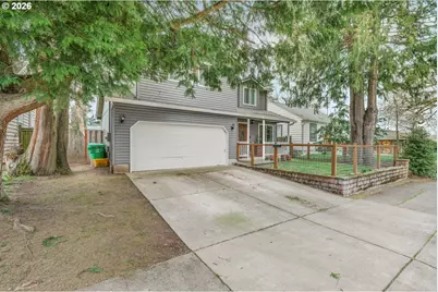 8307 N Foss Ave, Portland, OR 97203 - Photo 3